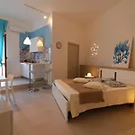 Maya A